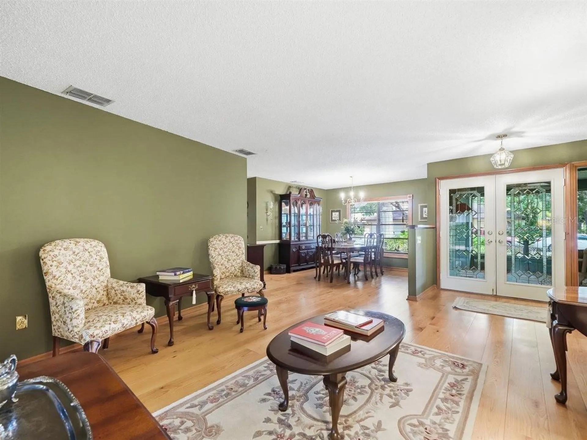 5046 Barrowe Drive Tampa FL 33624