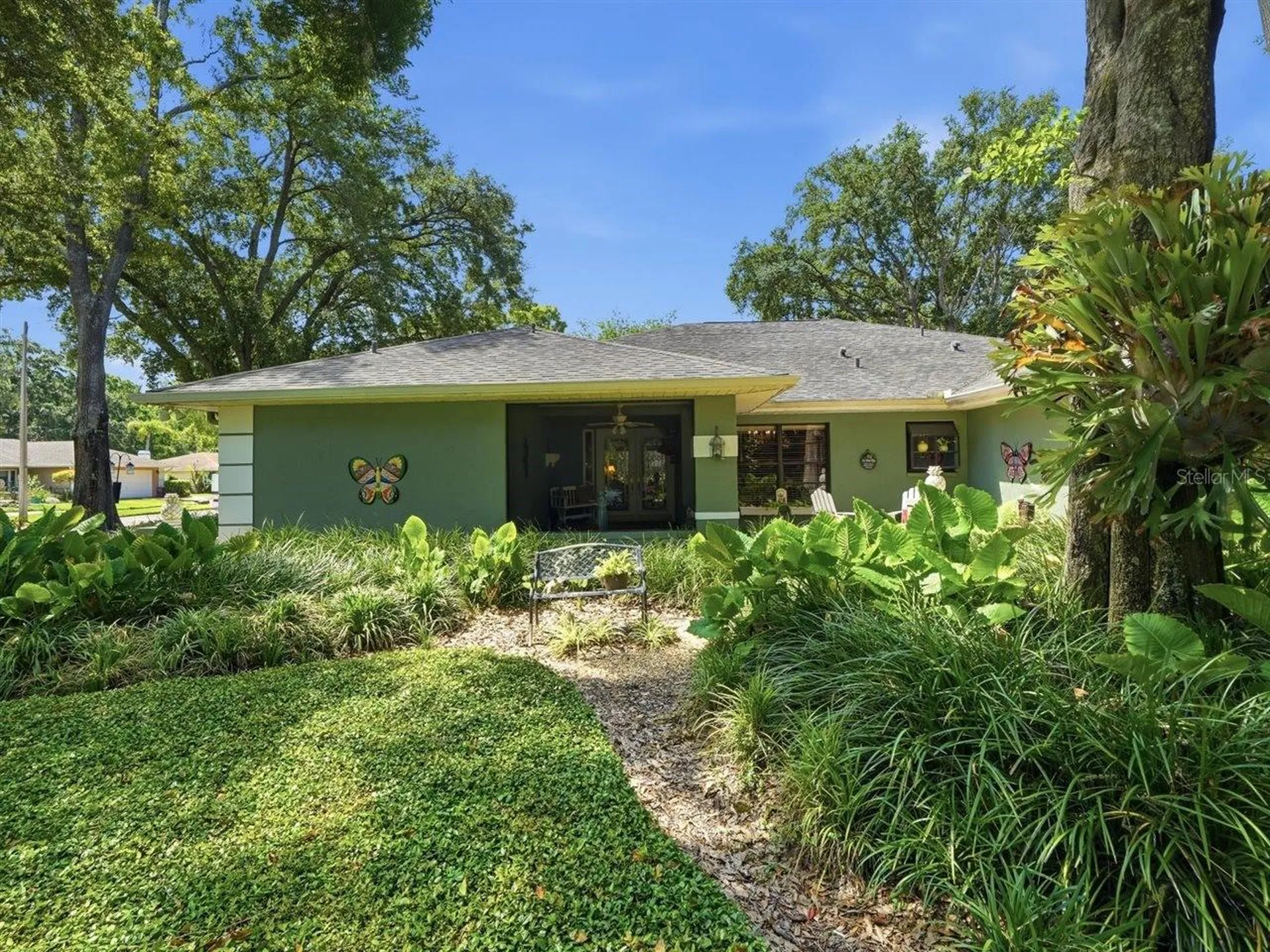5046 Barrowe Drive Tampa FL 33624