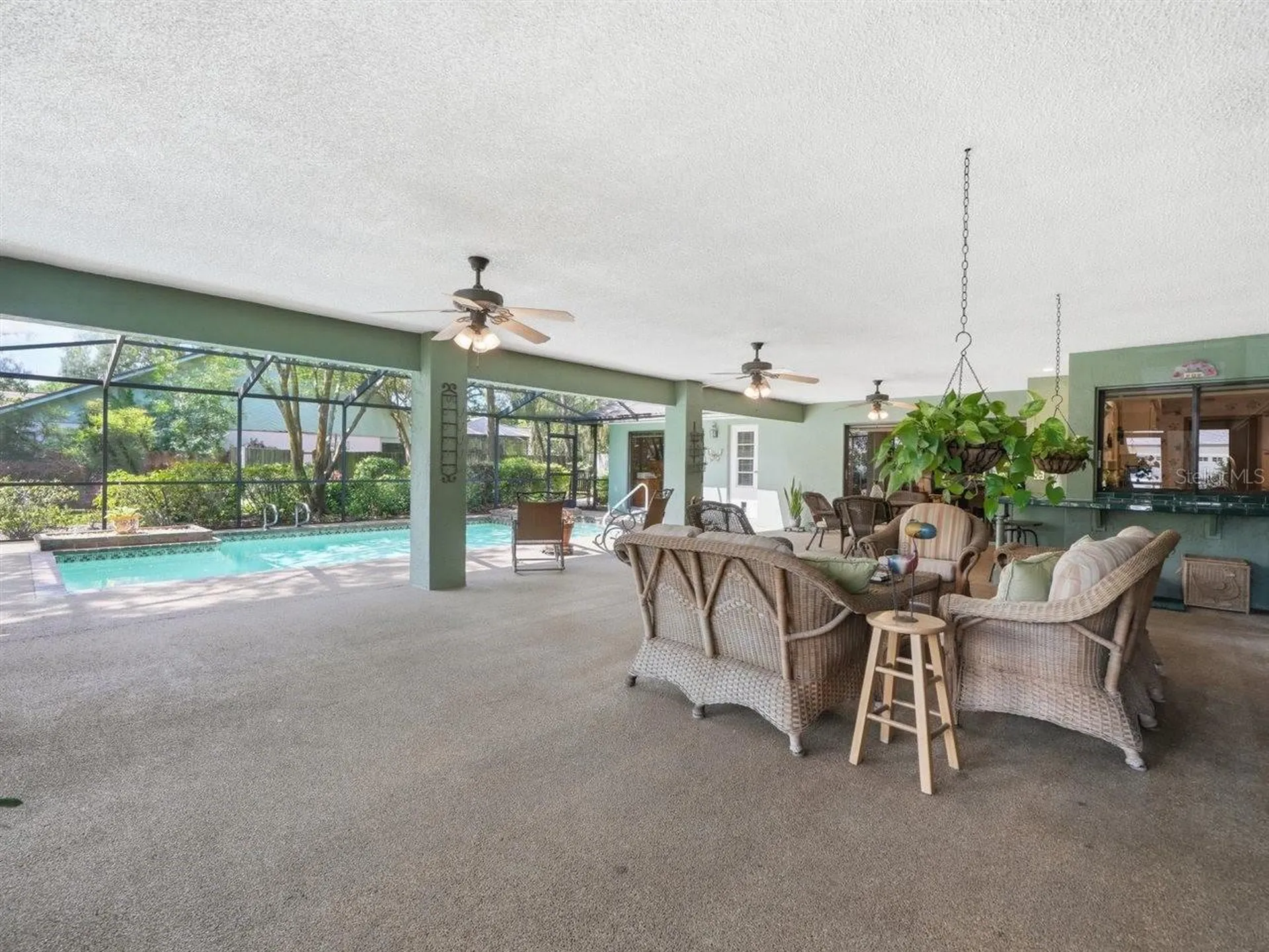 5046 Barrowe Drive Tampa FL 33624