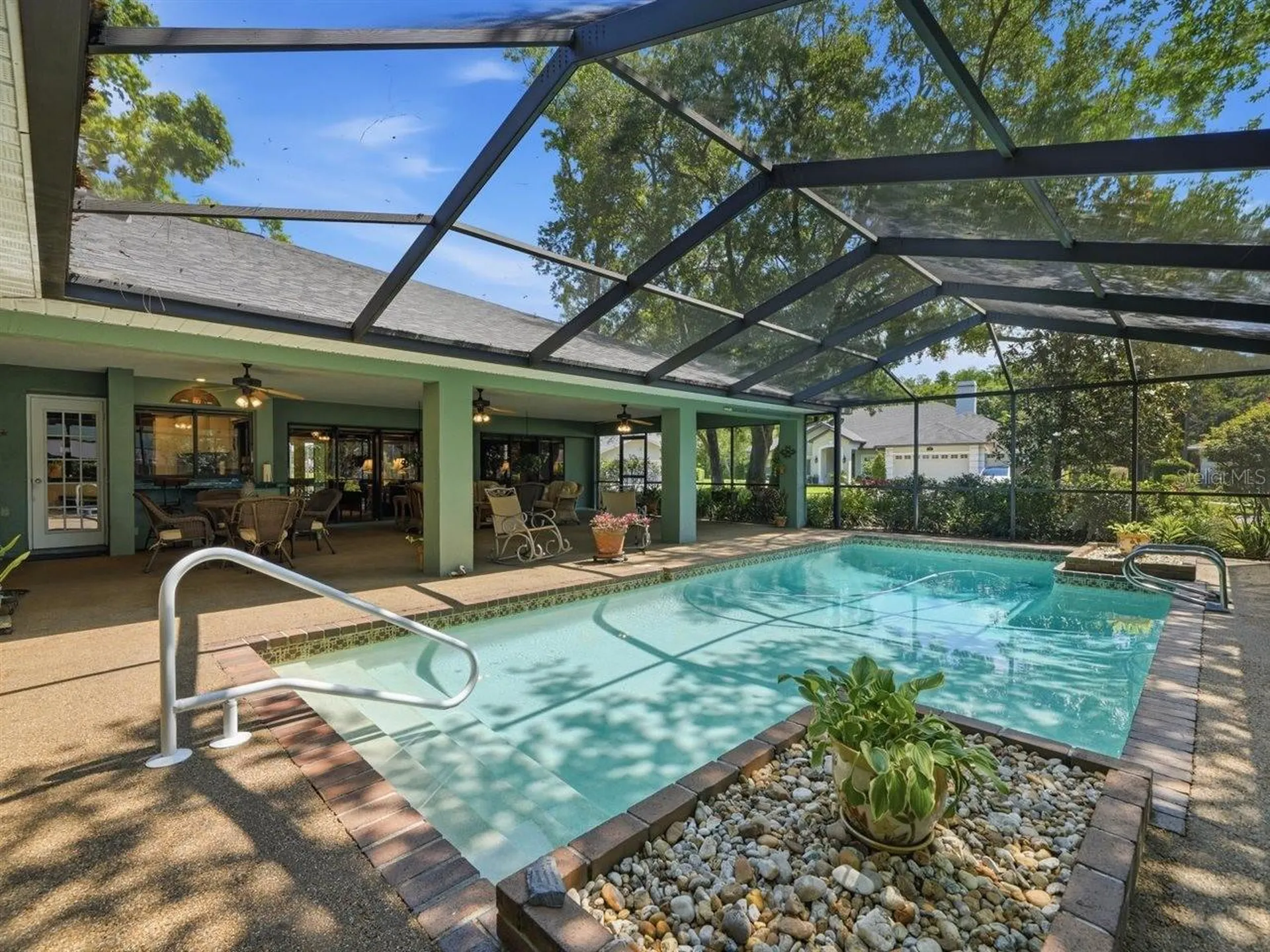 5046 Barrowe Drive Tampa FL 33624