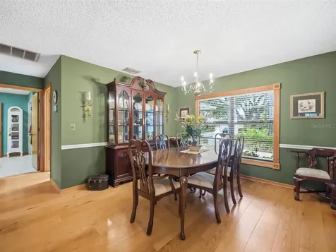 5046 Barrowe Drive Tampa FL 33624