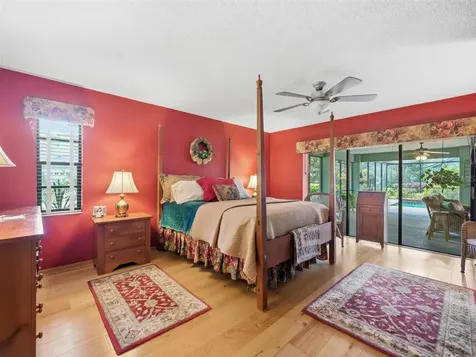 5046 Barrowe Drive Tampa FL 33624