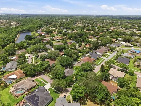 5046 Barrowe Drive Tampa FL 33624