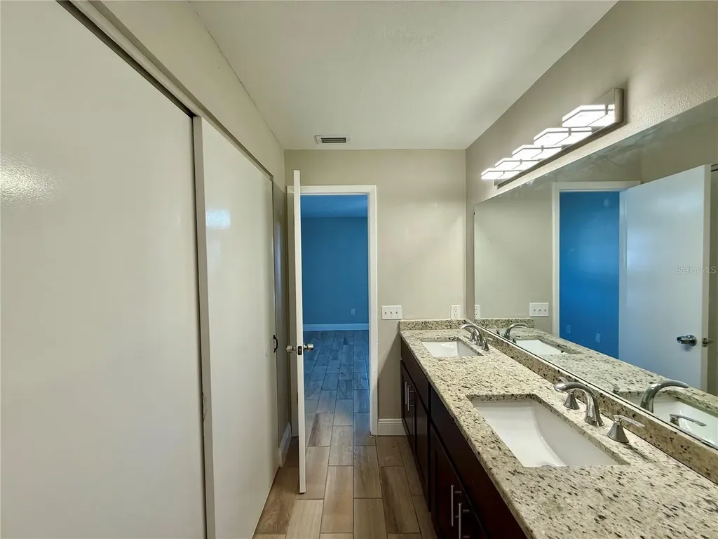 7048 Hollowell Drive Tampa FL 33634