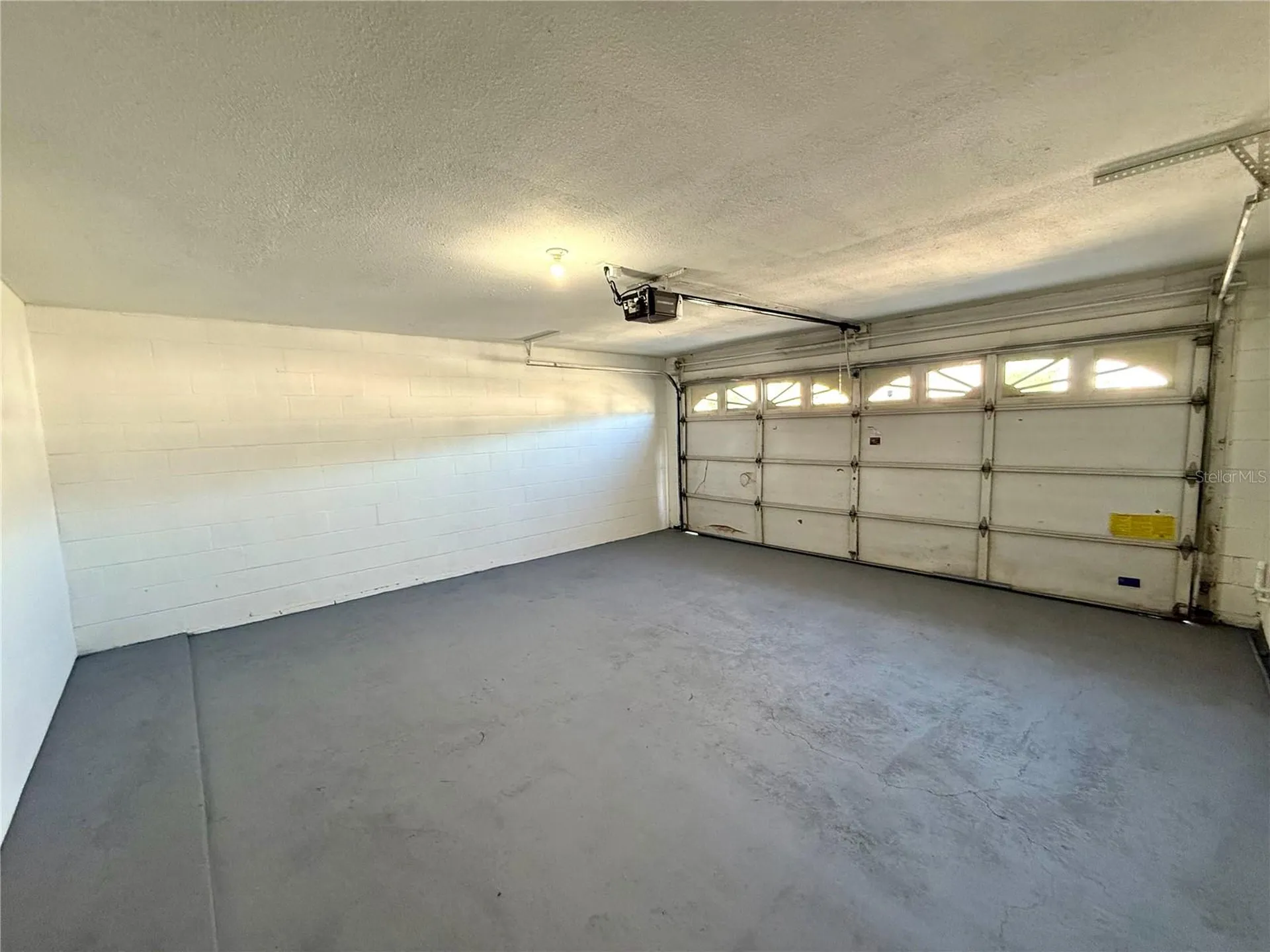 7048 Hollowell Drive Tampa FL 33634