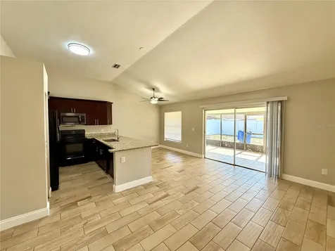 7048 Hollowell Drive Tampa FL 33634