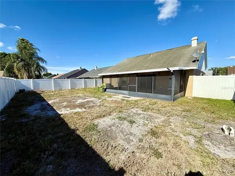 7048 Hollowell Drive Tampa FL 33634