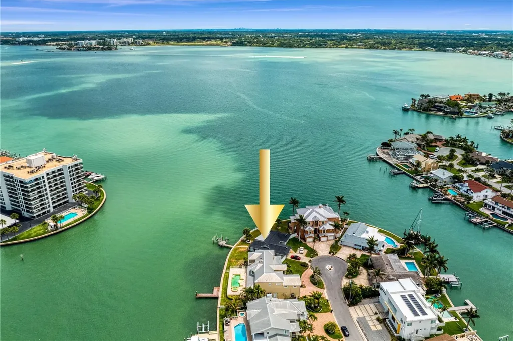 215 Harrison Avenue Belleair Beach FL 33786