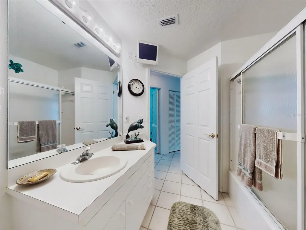 437 Bouchelle Drive New Smyrna Beach FL 32169