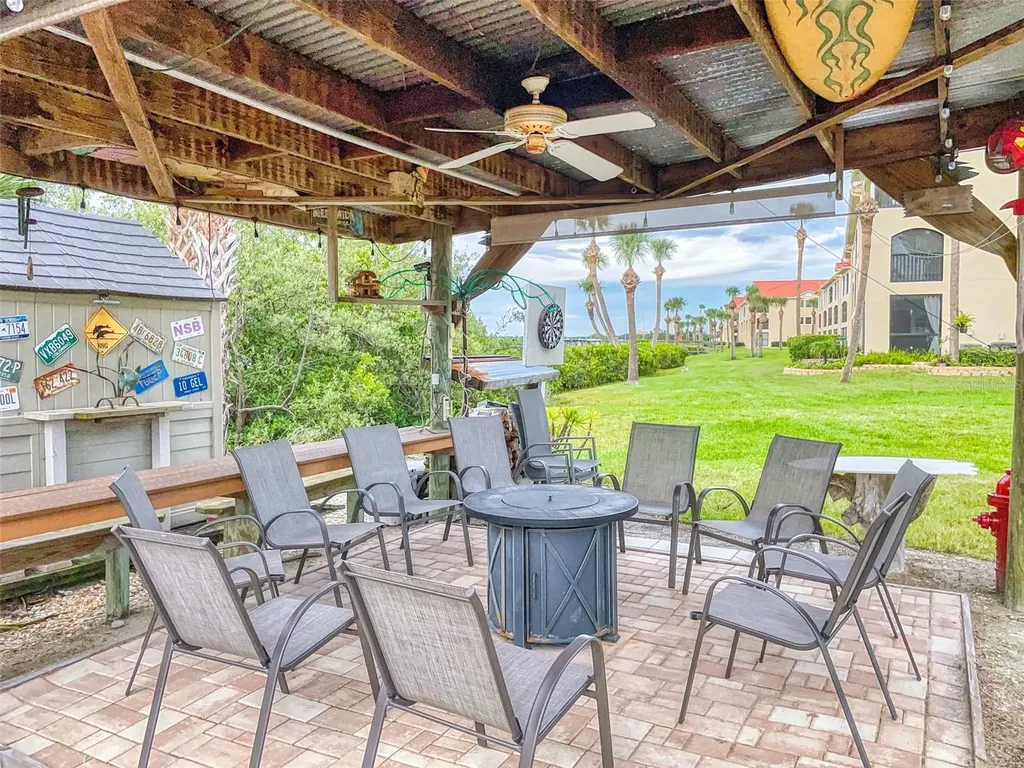 437 Bouchelle Drive New Smyrna Beach FL 32169