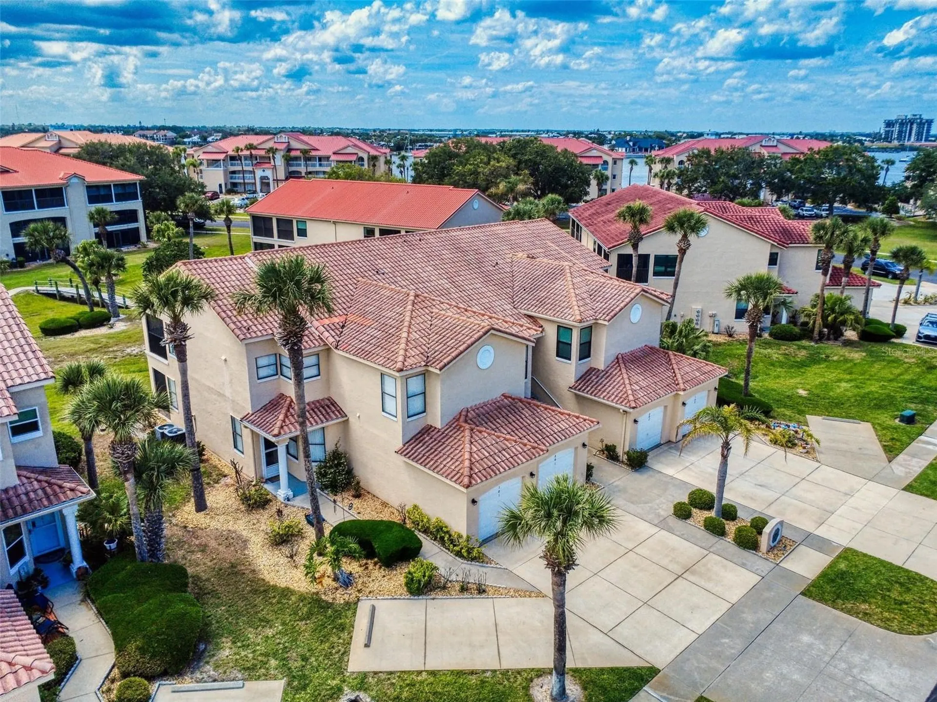 437 Bouchelle Drive New Smyrna Beach FL 32169