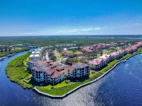 437 Bouchelle Drive New Smyrna Beach FL 32169