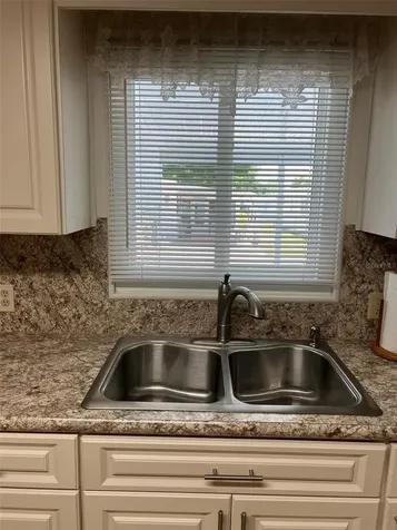 351 King Palm Street Largo FL 33778