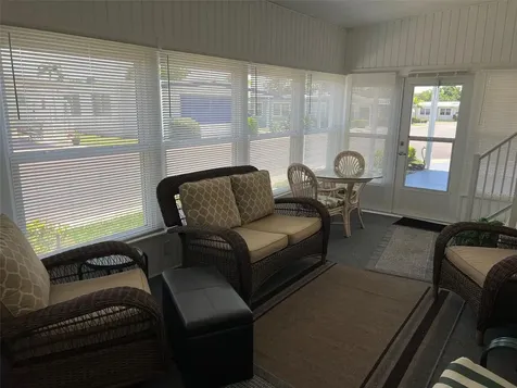 351 King Palm Street Largo FL 33778