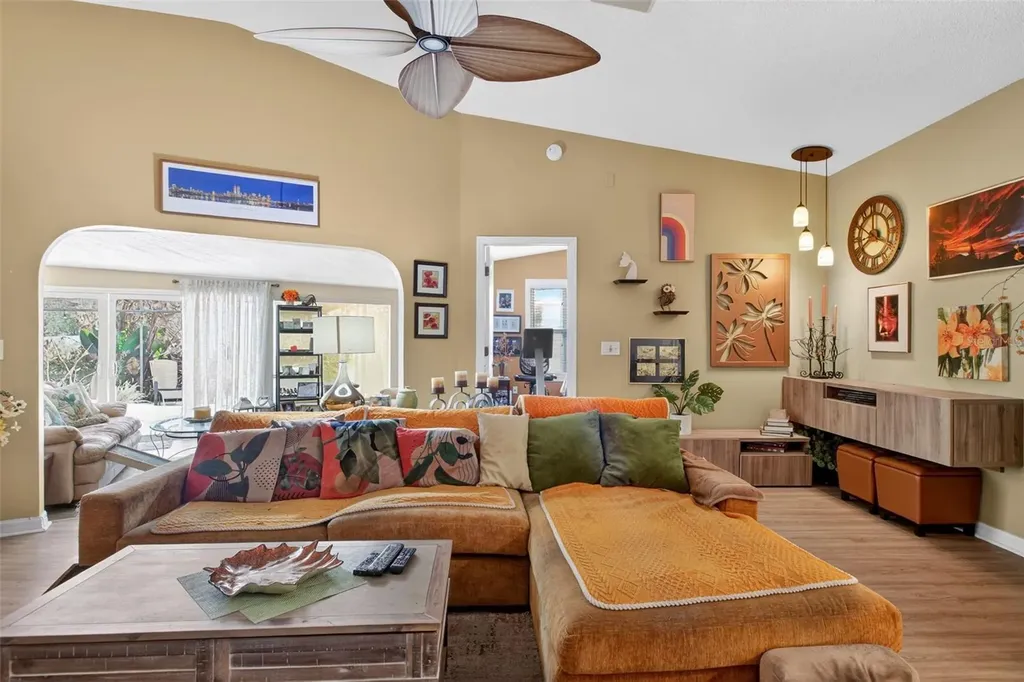 1073 Nodding Pines Way Casselberry FL 32707