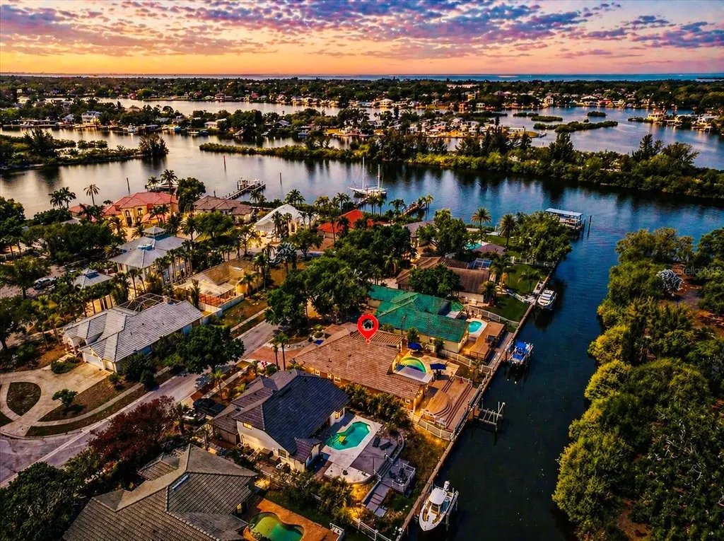 1114 Marina Drive Tarpon Springs FL 34689