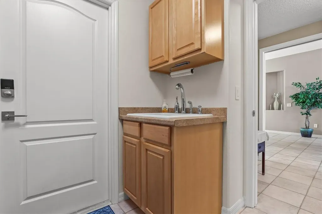 1114 Marina Drive Tarpon Springs FL 34689