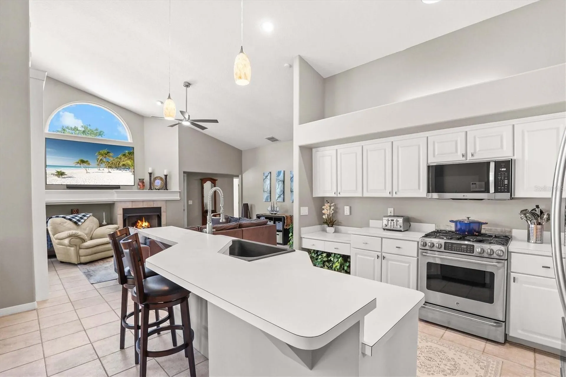 1114 Marina Drive Tarpon Springs FL 34689