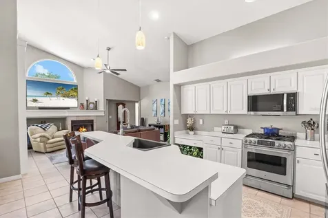 1114 Marina Drive Tarpon Springs FL 34689