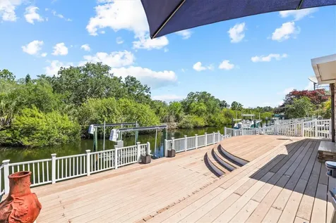 1114 Marina Drive Tarpon Springs FL 34689