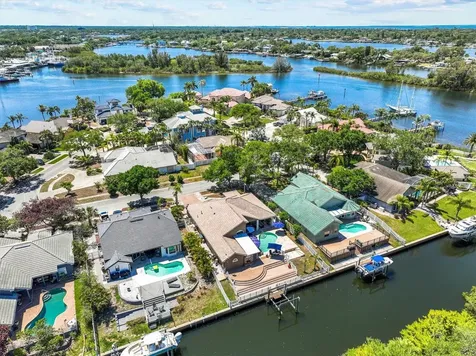 1114 Marina Drive Tarpon Springs FL 34689
