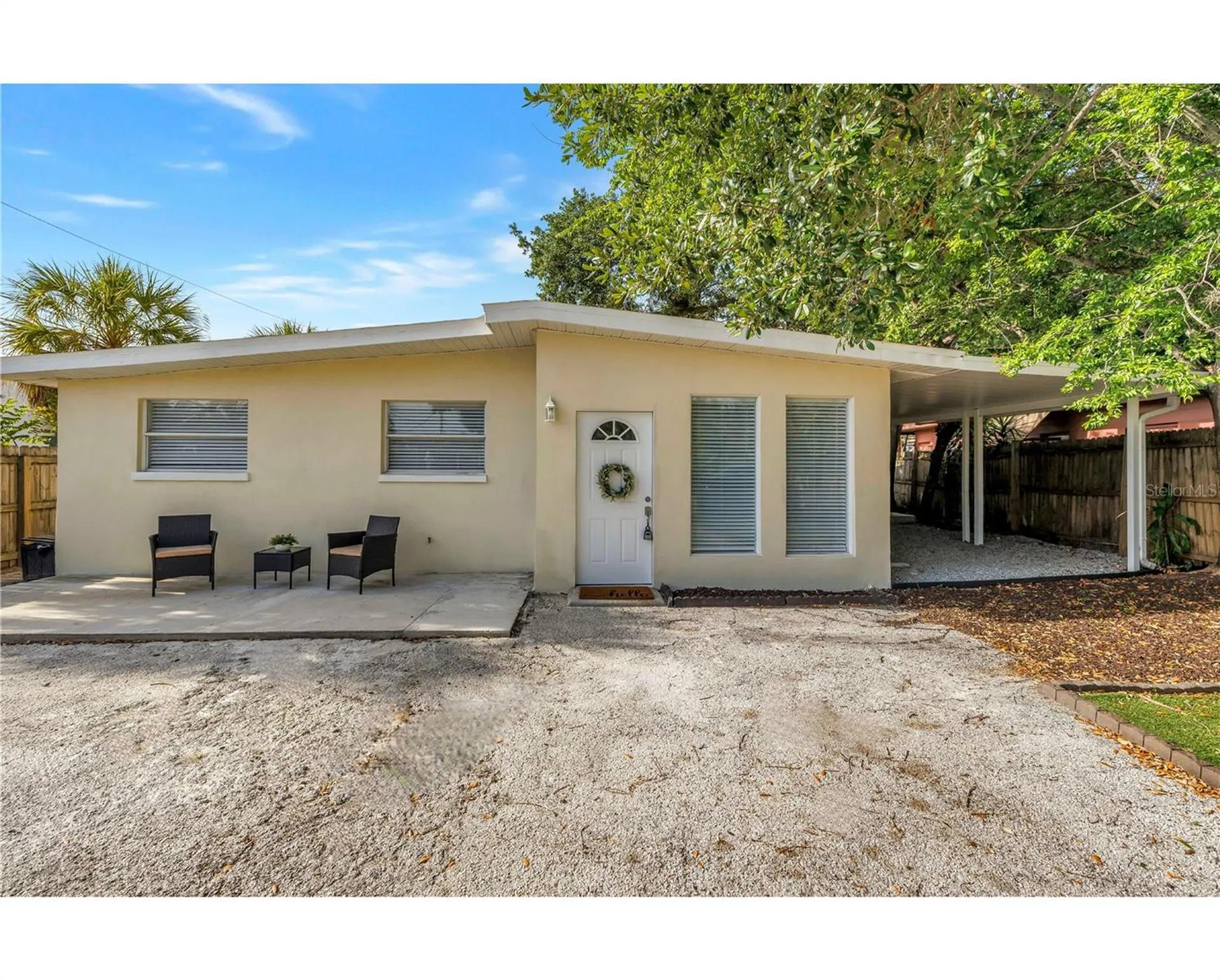 110 NE Monroe Circle N St Petersburg FL 33702