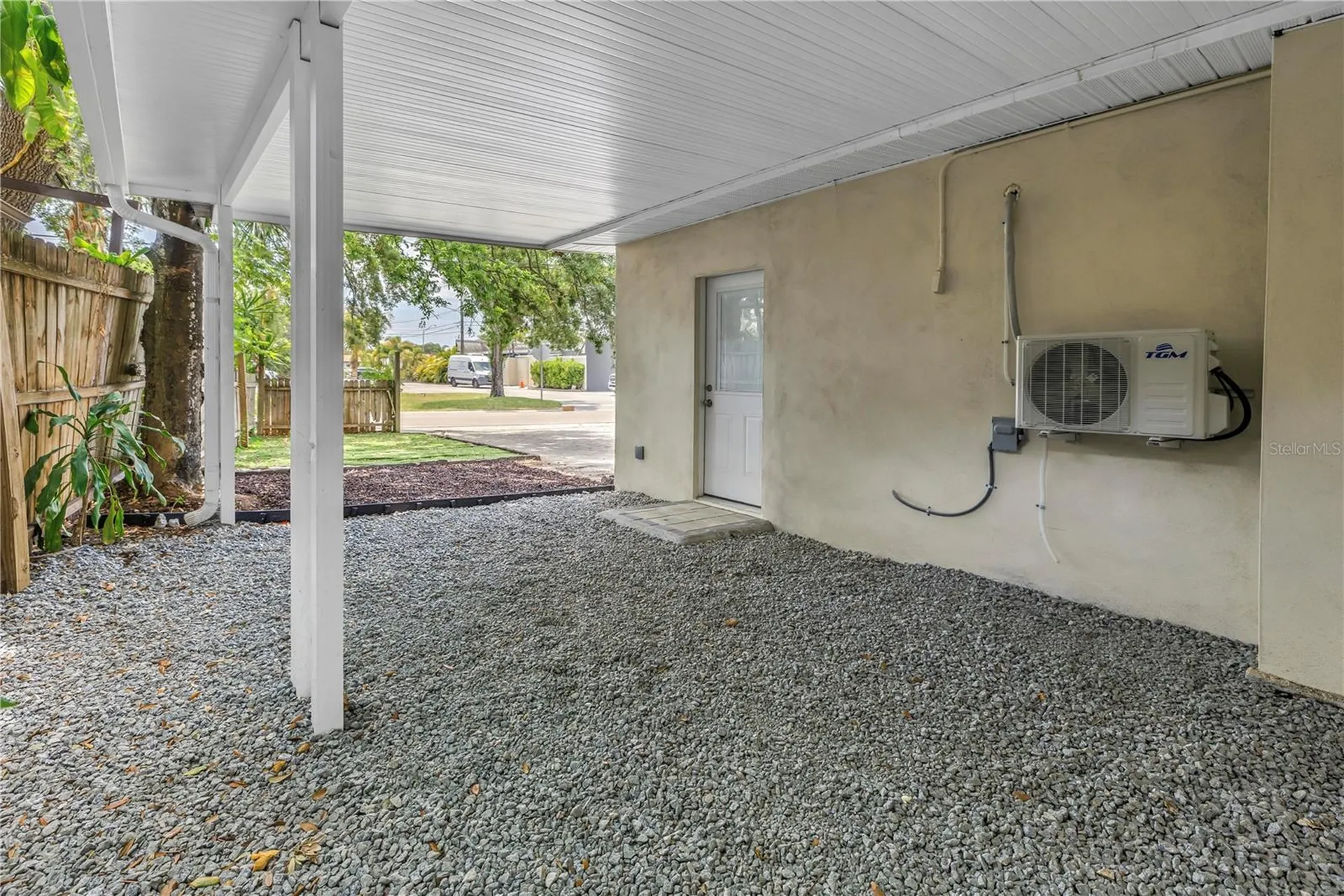 110 NE Monroe Circle N St Petersburg FL 33702