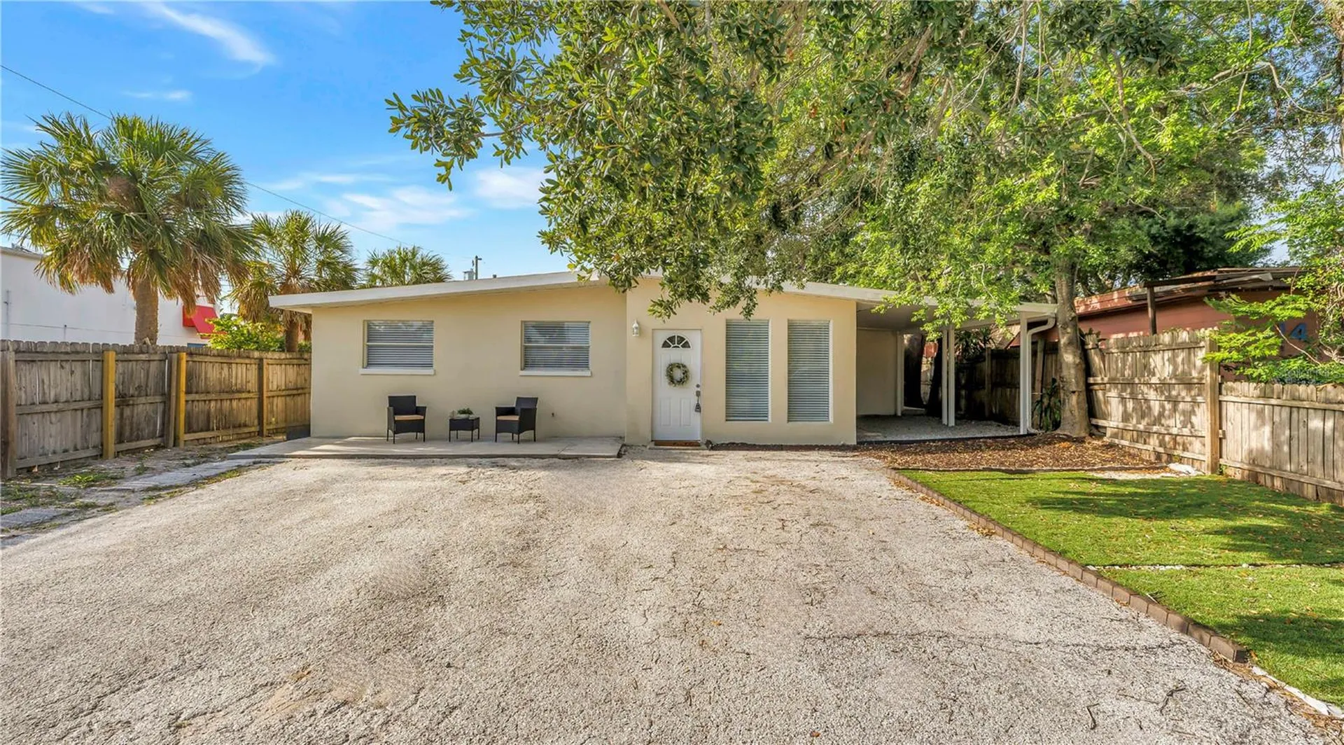 110 NE Monroe Circle N St Petersburg FL 33702