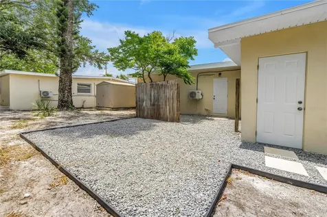 110 NE Monroe Circle N St Petersburg FL 33702