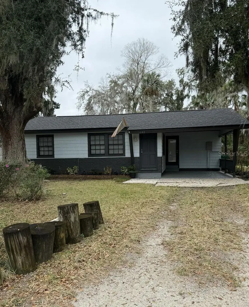 1040 B Street New Smyrna Beach FL 32168
