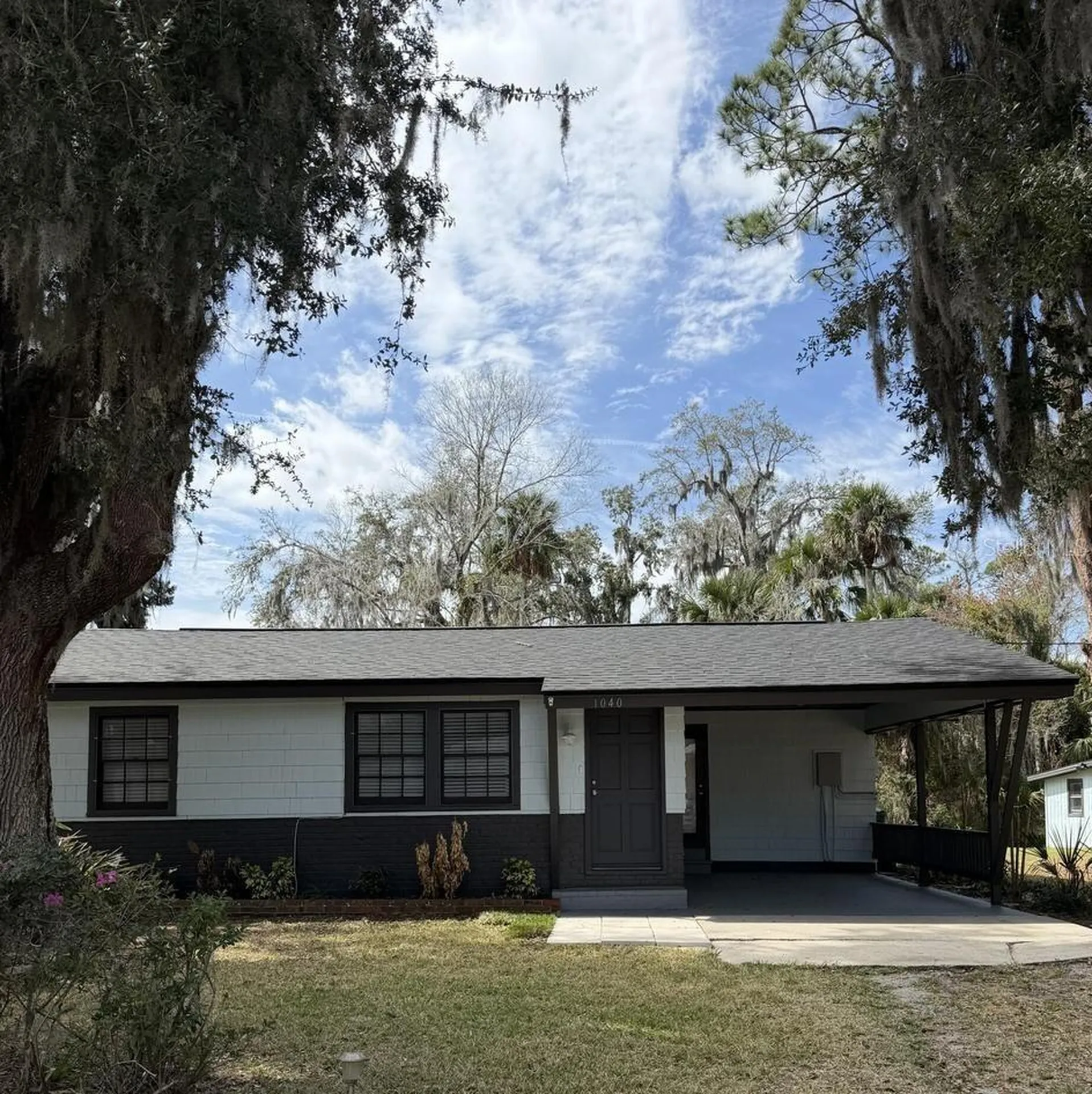 1040 B Street New Smyrna Beach FL 32168