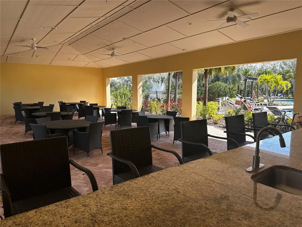 17564 Cantarina Cove Lakewood Ranch FL 34211