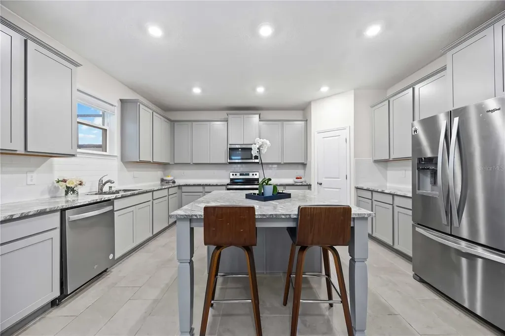 17564 Cantarina Cove Lakewood Ranch FL 34211