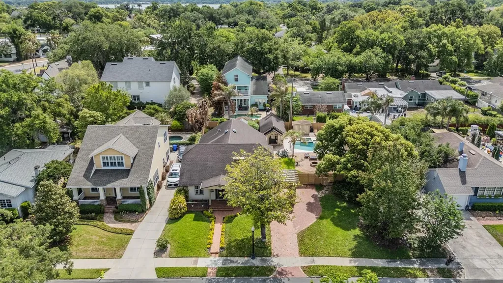 1830 Cherokee Trail Lakeland FL 33803