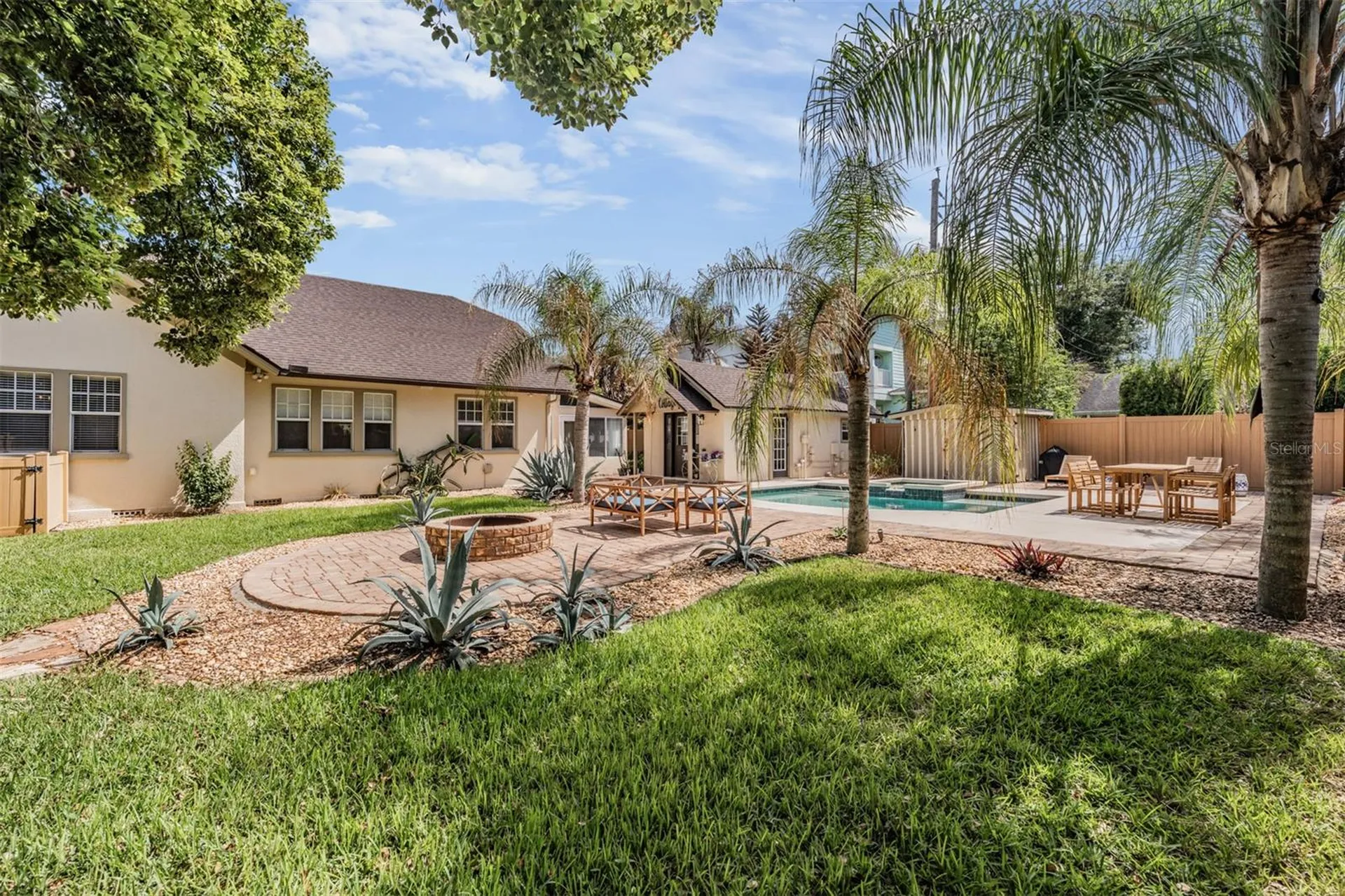 1830 Cherokee Trail Lakeland FL 33803