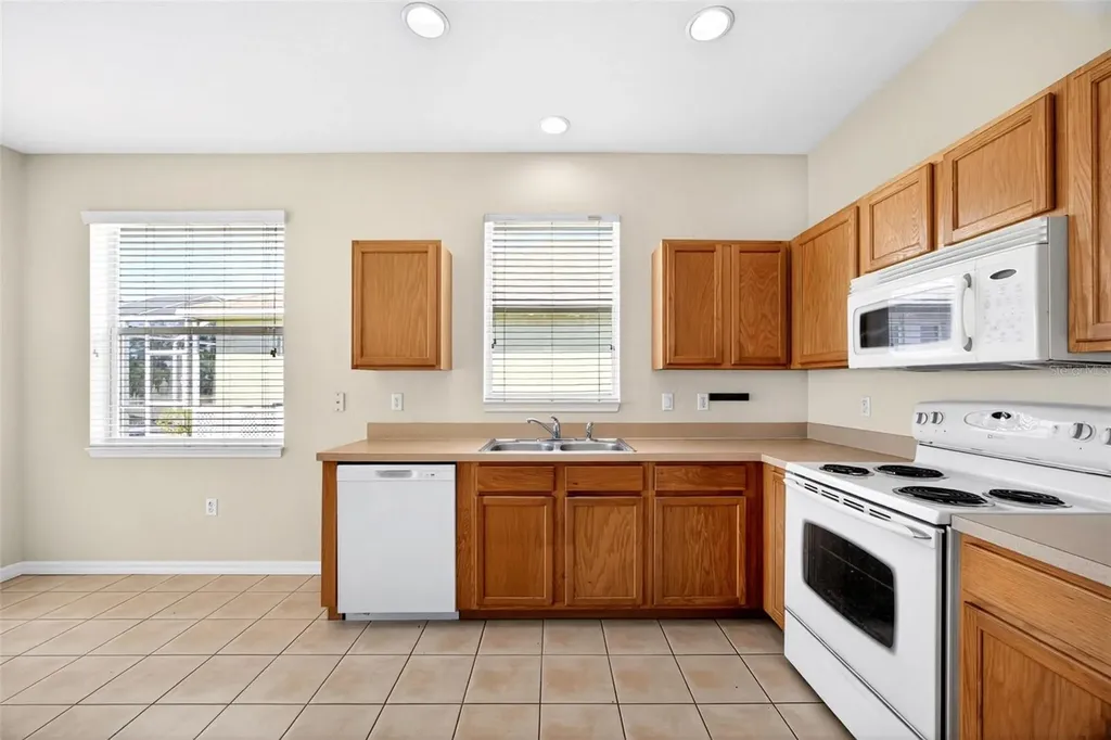 1823 Scarlett Avenue North Port FL 34289