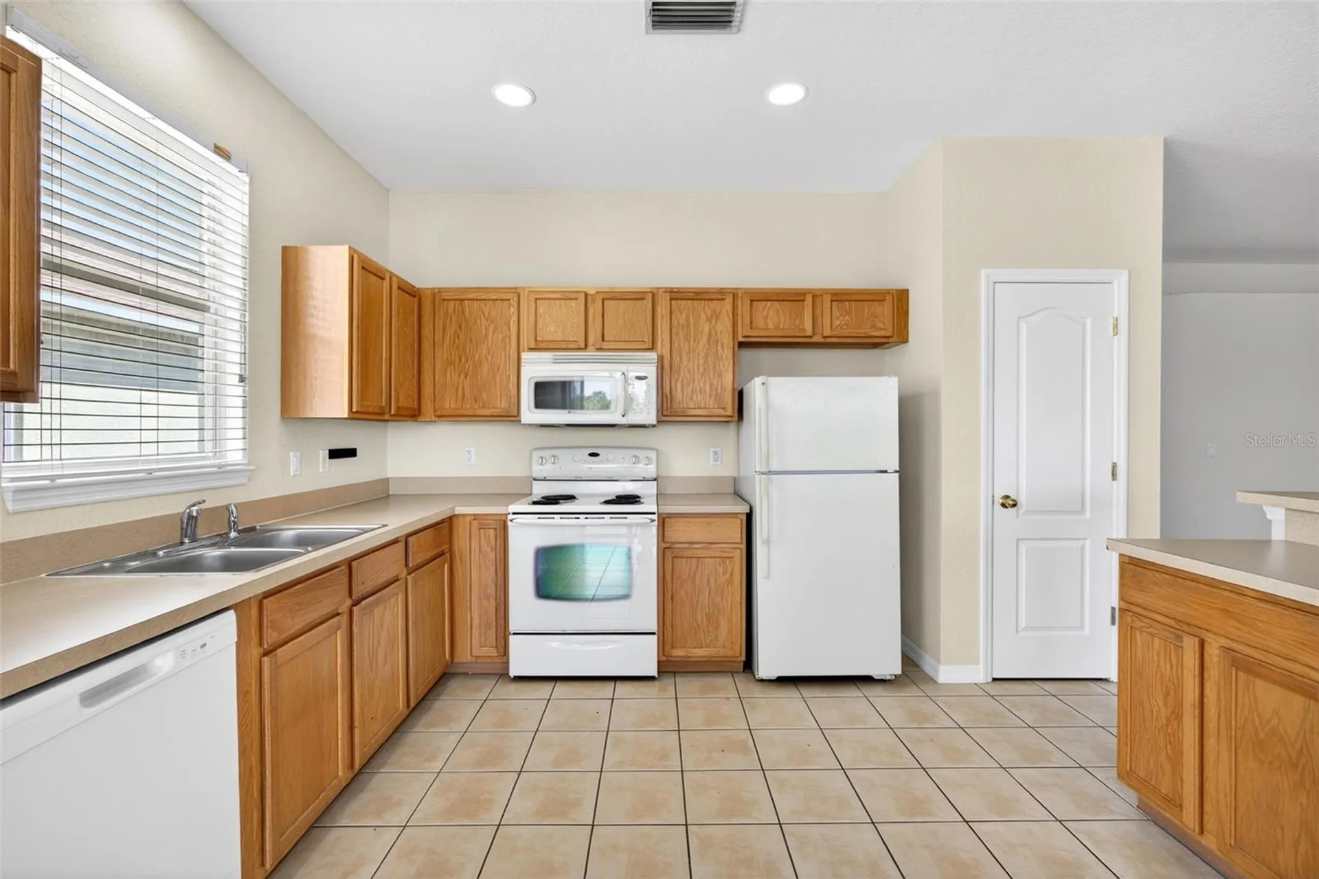 1823 Scarlett Avenue North Port FL 34289