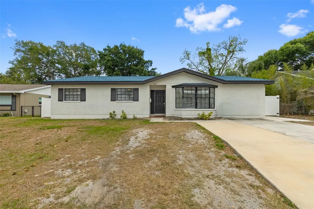 2310 W Knollwood Place Tampa FL 33604