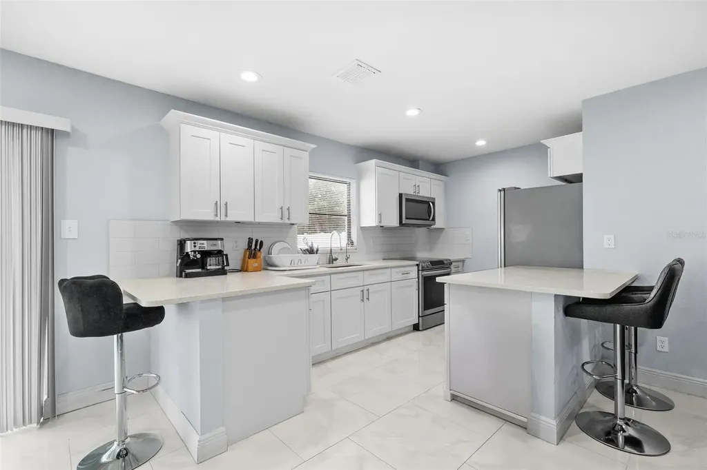 2310 W Knollwood Place Tampa FL 33604