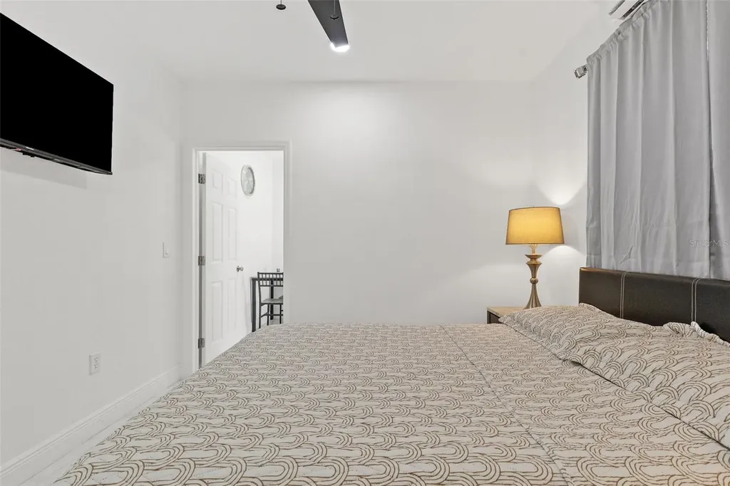 2310 W Knollwood Place Tampa FL 33604