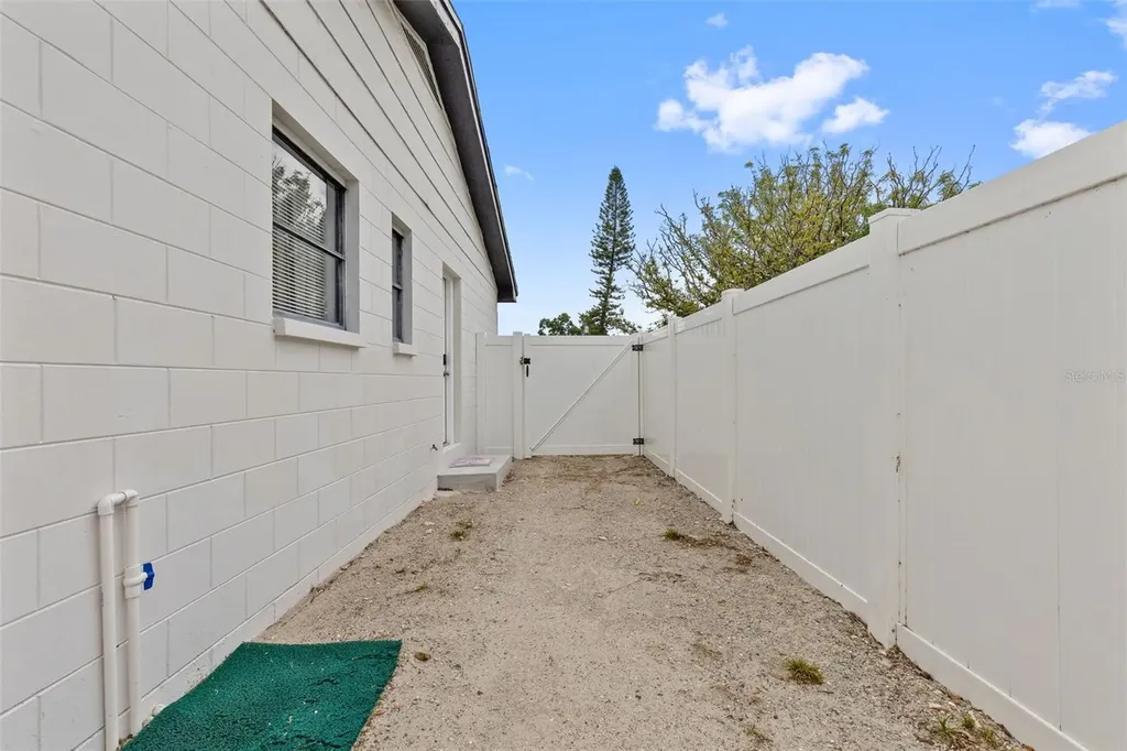 2310 W Knollwood Place Tampa FL 33604