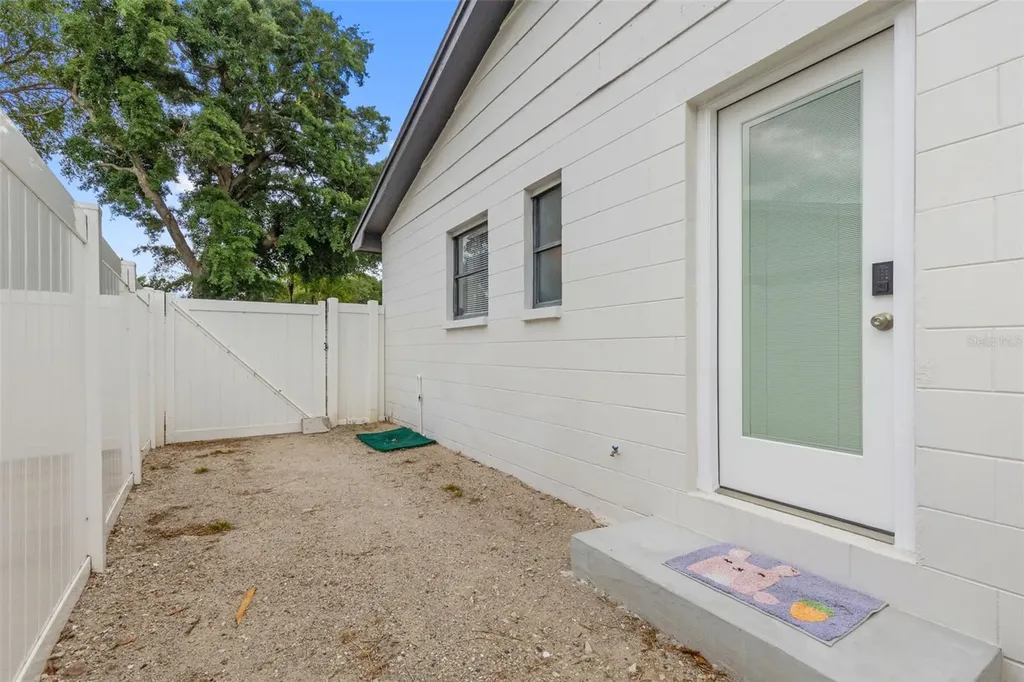2310 W Knollwood Place Tampa FL 33604