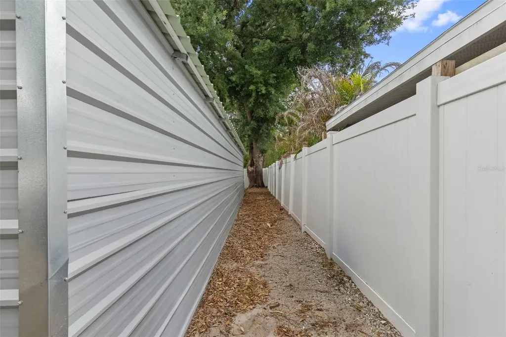 2310 W Knollwood Place Tampa FL 33604