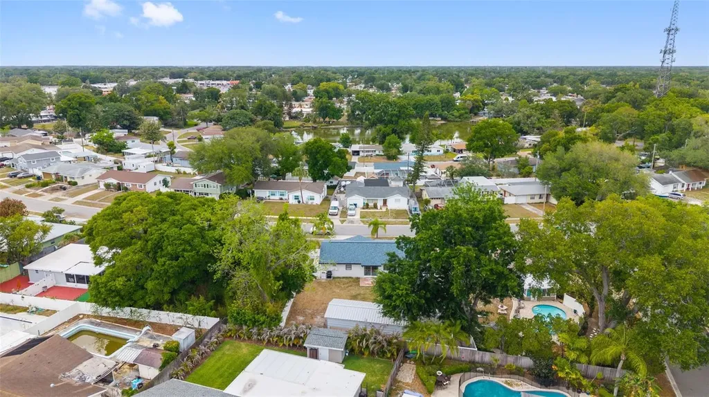 2310 W Knollwood Place Tampa FL 33604