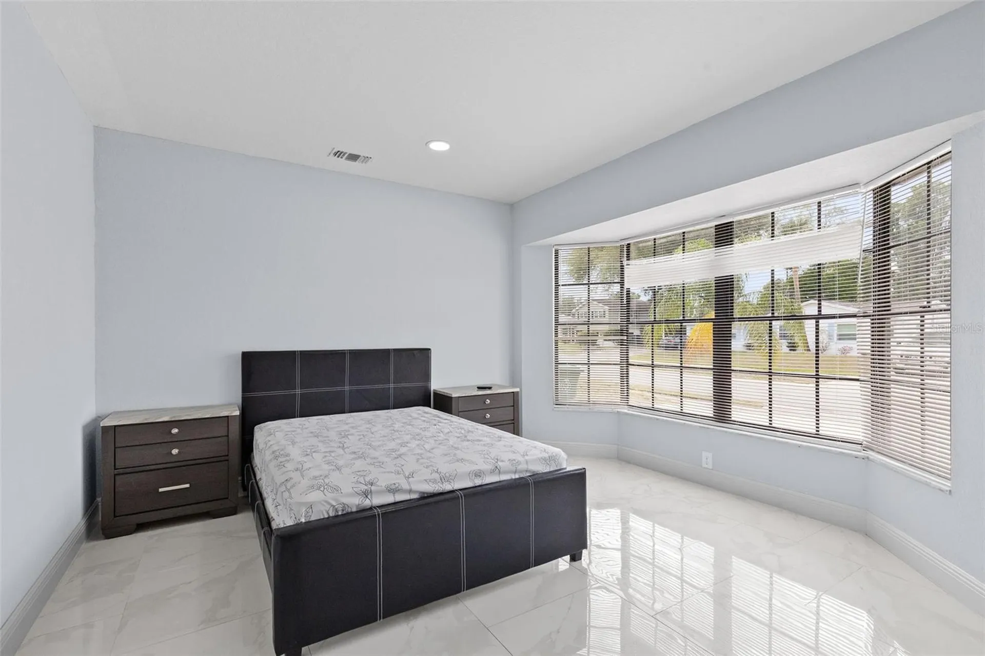 2310 W Knollwood Place Tampa FL 33604