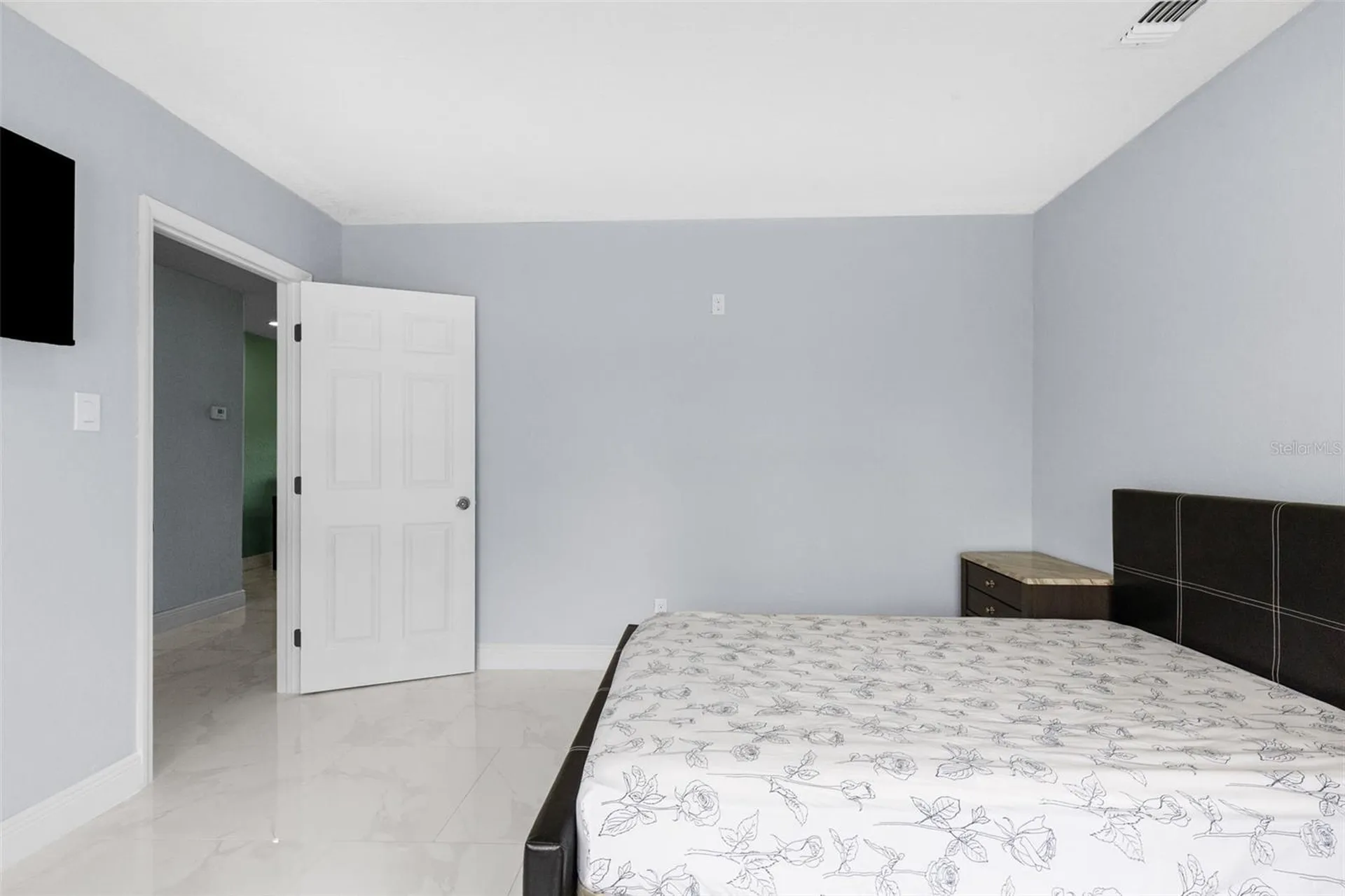 2310 W Knollwood Place Tampa FL 33604