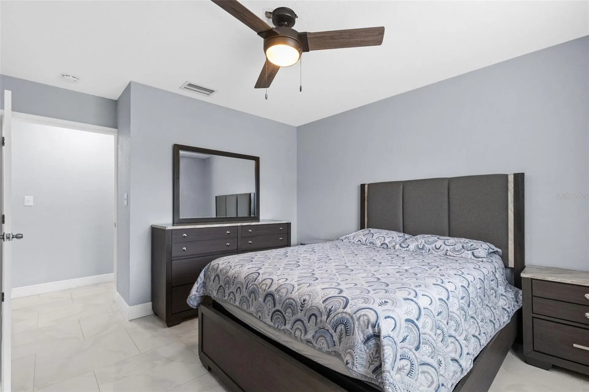 2310 W Knollwood Place Tampa FL 33604