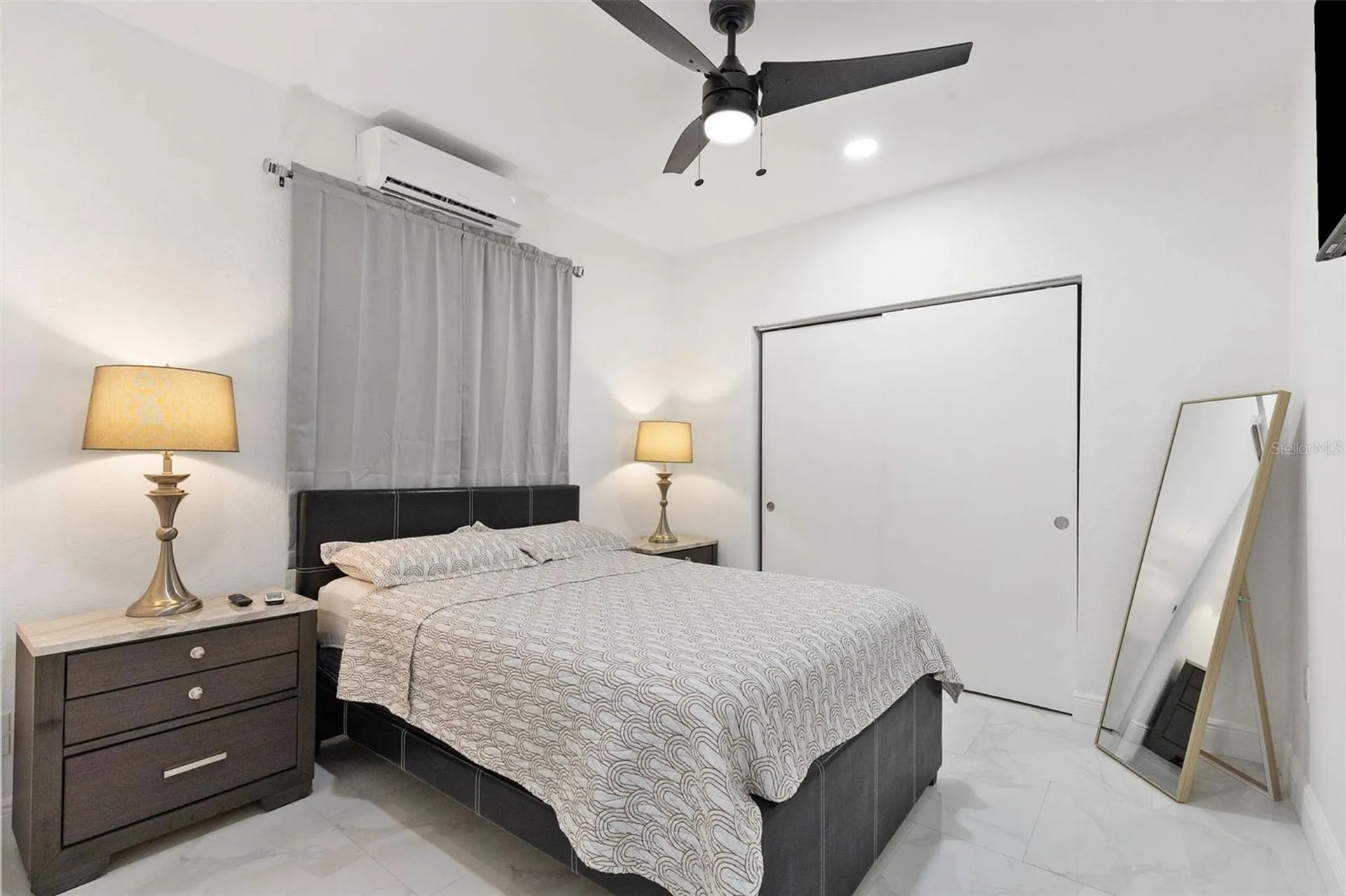 2310 W Knollwood Place Tampa FL 33604