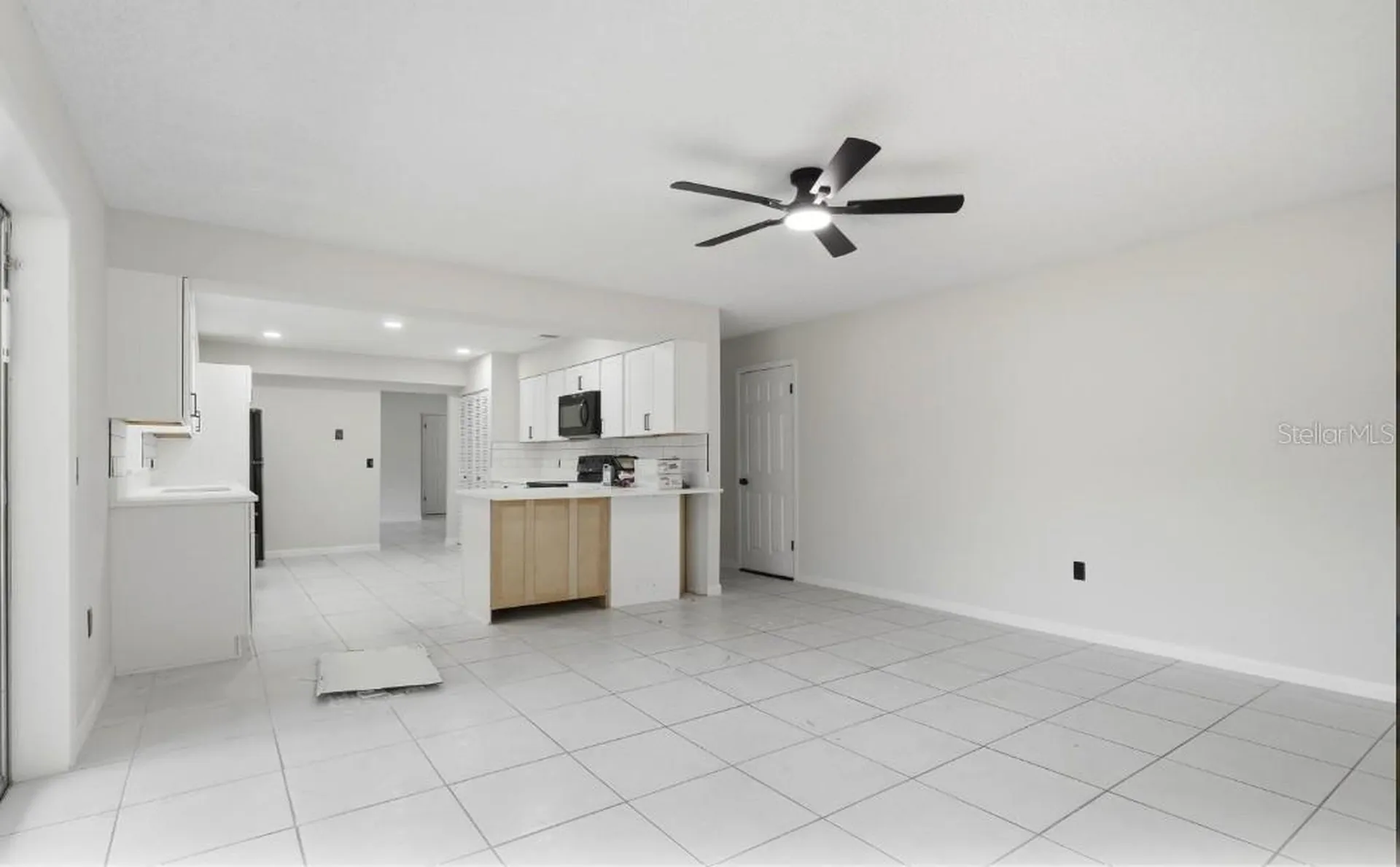 33201 Coventry Drive Leesburg FL 34788
