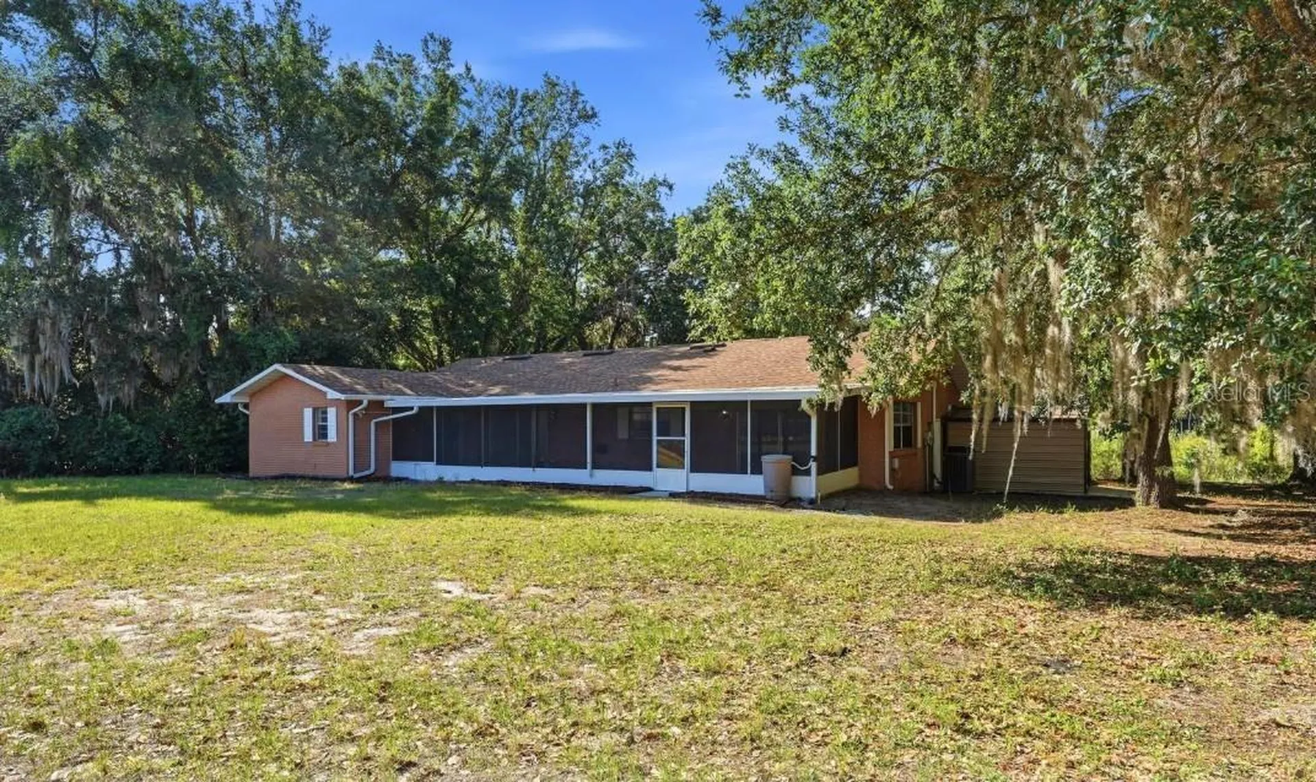 33201 Coventry Drive Leesburg FL 34788